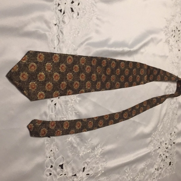 Joseph Abboud tie - Picture 2 of 3
